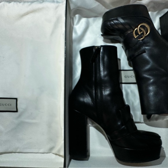 Authentic Gucci fringe heels - Picture 4 of 7